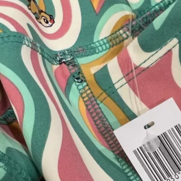 Brand New Genuine Disney Parks Merchandise Chip ‘n’ Dale Retro-Style Leggings - Picture 11 of 13